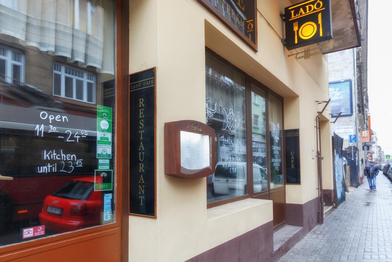 Julia Superior Apartment In The City Center. Βουδαπέστη Εξωτερικό φωτογραφία